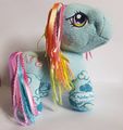 G3 Rainbow Dash 25th Anniversary knit yarn-ribbon hair.jpg