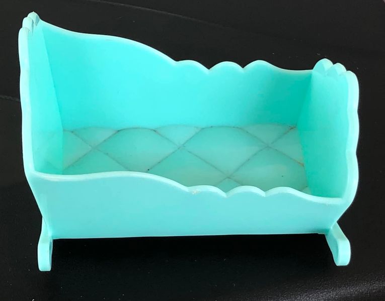 File:101 Nursery Families Aqua Crib Side Photo Credit BabyBlueRibbon.jpg